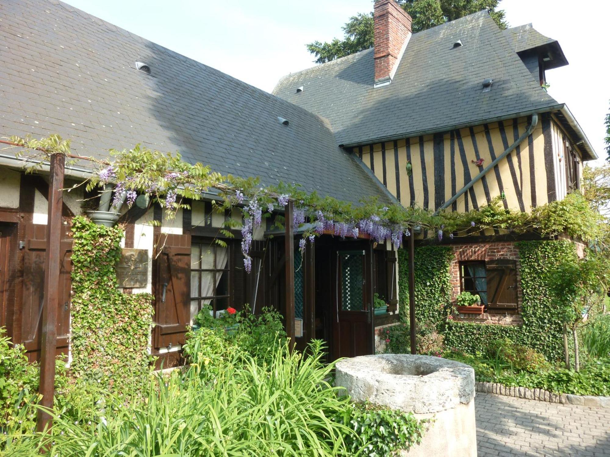 Auberge Du Val Au Cesne Saint-Clair-sur-les-Monts Exterior foto