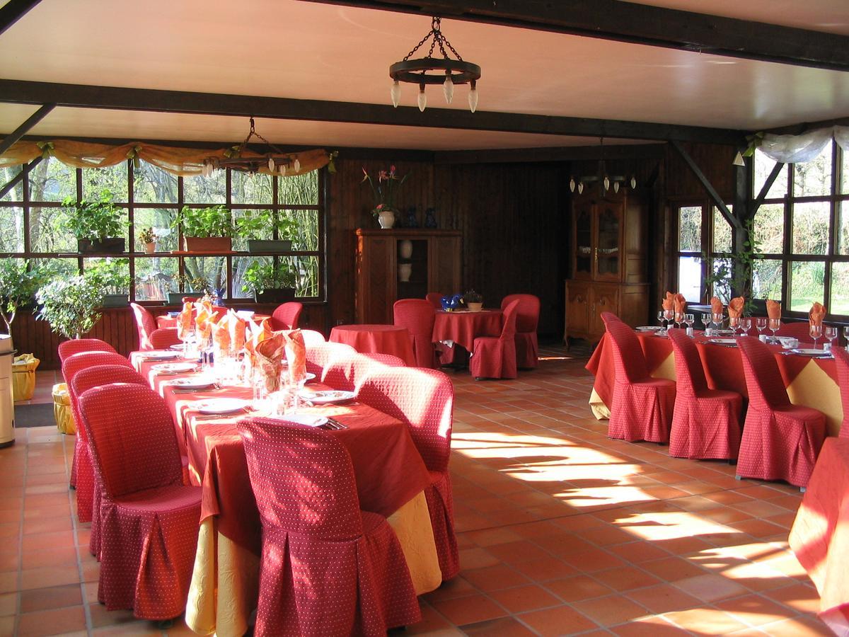 Auberge Du Val Au Cesne Saint-Clair-sur-les-Monts Exterior foto