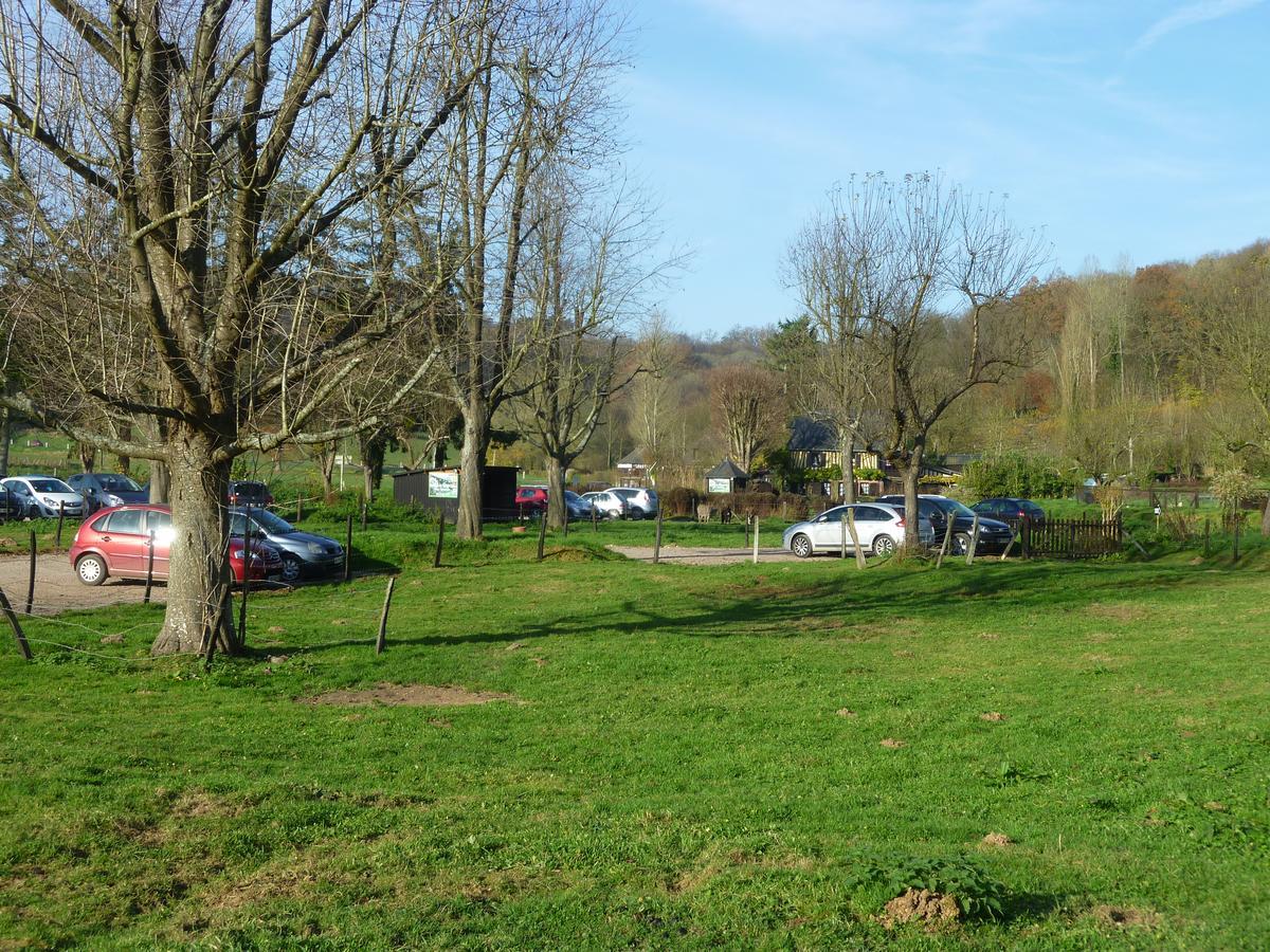 Auberge Du Val Au Cesne Saint-Clair-sur-les-Monts Exterior foto