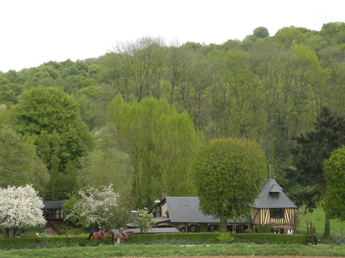 Auberge Du Val Au Cesne Saint-Clair-sur-les-Monts Exterior foto